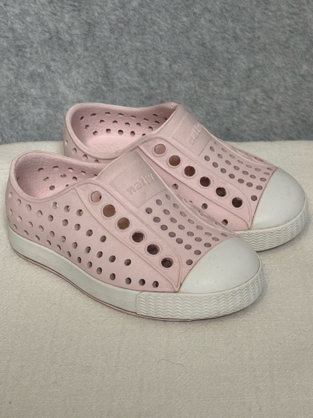 Native Jefferson Slip-On Water Sneaker Shoes-Pale Pink/White-Baby Girl Size C4